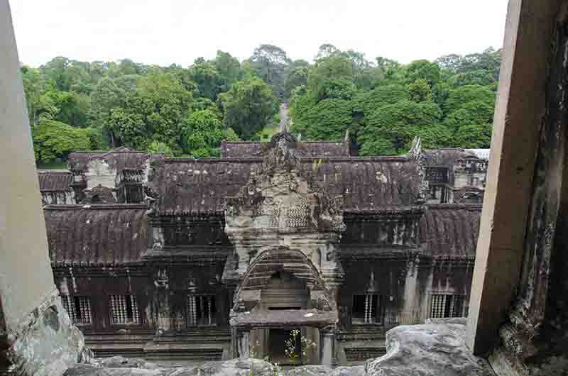34 - Camboya - Angkor - templo de Angkor Wat - santuario central - vista desde arriba